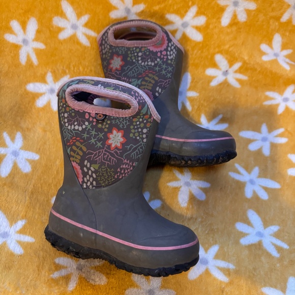 Bogs toddler boots size 8 - Picture 6 of 6